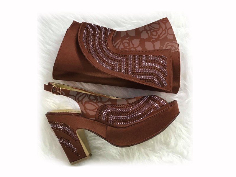 brown - 100 flower web